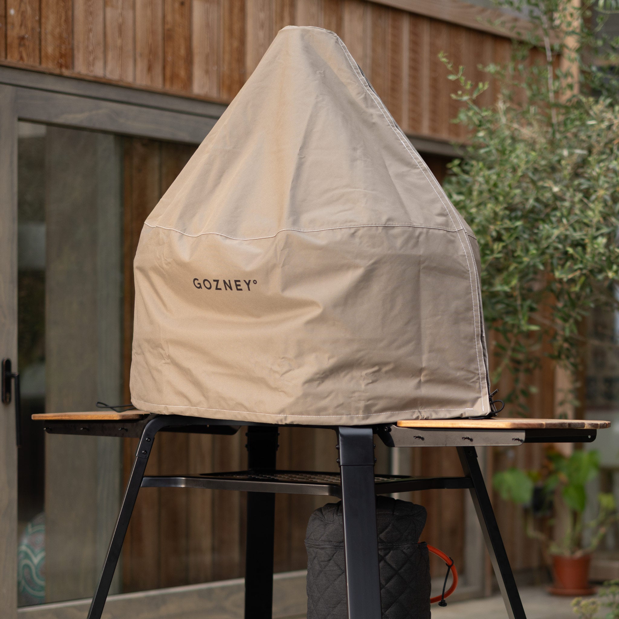 Gozney_Cover_BuyBoxAmbient_2048x2048_1_0da49b2d-b7f2-4d6a-afab-9e7dc54bdd0d.jpg